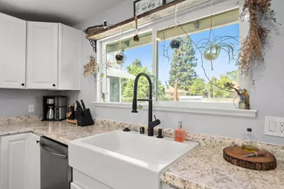 379 Bird Street, Yuba City, CA 95991 - Photo 9