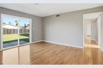 6123 Longmont Way, Carmichael, CA 95608 - Photo 7