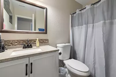 10251 Ellenwood Avenue, Sacramento, CA 95827 - Photo 17