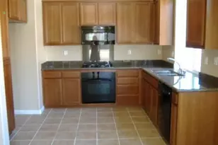 1116 Rosette Ln, Tracy, CA 95376 - Photo 3