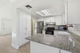 8054 Pegler Way, Sacramento, CA 95823 - Photo 11