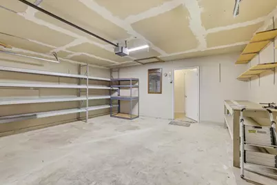 8054 Pegler Way, Sacramento, CA 95823 - Photo 27