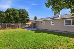 8054 Pegler Way, Sacramento, CA 95823 - Photo 31