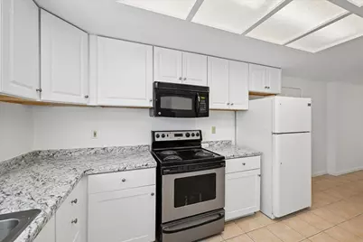 6830 Calvine Road, Sacramento, CA 95823 - Photo 13