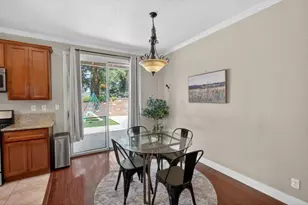 5331 Blue Sapphire Ct, Elk Grove, CA 95758 - Photo 11