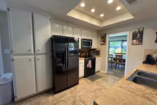 7039 Bridgeport Cir, Stockton, CA 95207 - Photo 13