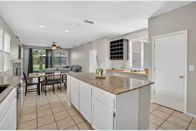 1521 Arcola Avenue, Sacramento, CA 95835 - Photo 9