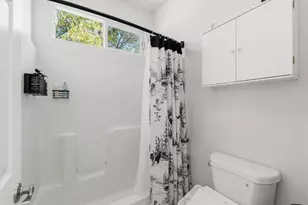 8300 White Spruce Dr, Antelope, CA 95843 - Photo 23