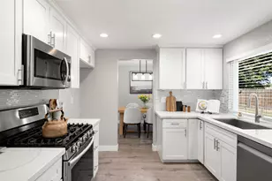 3205 Korovo Ct, Sacramento, CA 95826 - Photo 15