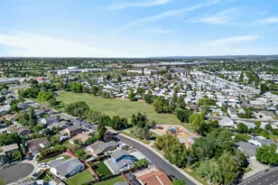 7242 Aberfeldy Way, Sacramento, CA 95842 - Photo 45