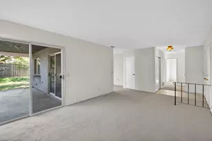 7242 Aberfeldy Way, Sacramento, CA 95842 - Photo 11