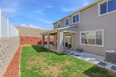 8025 Hughes Court, Citrus Heights, CA 95610 - Photo 23