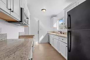 4600 Hayford Way, Sacramento, CA 95842 - Photo 7