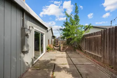 4600 Hayford Way, Sacramento, CA 95842 - Photo 27