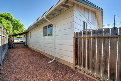 1195 Grand Avenue, Olivehurst, CA 95961 - Photo 25