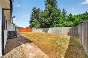 8251 Kilmer Cir, Sacramento, CA 95828 - Photo 43