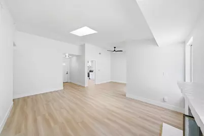 8251 Kilmer Circle, Sacramento, CA 95828 - Photo 15