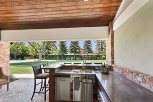 495 Bret Harte Rd, Sacramento, CA 95864 - Photo 43