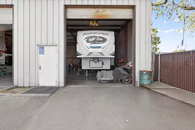 652 E Lockeford Street, Lodi, CA 95240 - Photo 7