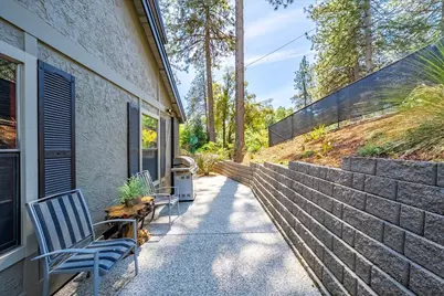 15075 Carrie Drive, Grass Valley, CA 95949 - Photo 7