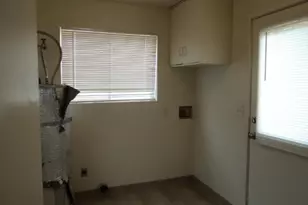 726 Grove St, Roseville, CA 95678 - Photo 13