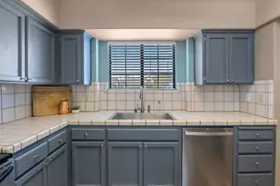 1057 Mission Ridge Dr, Manteca, CA 95337 - Photo 17