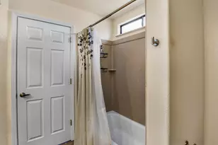 1057 Mission Ridge Dr, Manteca, CA 95337 - Photo 37