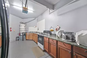 9535 Clarke Farms Rd, Elk Grove, CA 95624 - Photo 29