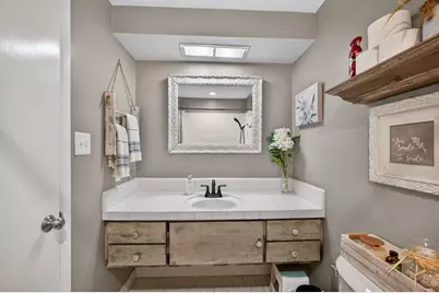 8666 Cliffwood Way, Sacramento, CA 95826 - Photo 33