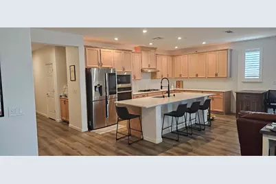 9280 Charolais Way, Elk Grove, CA 95624 - Photo 5