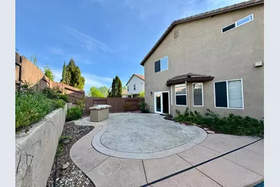 8215 Gold Sierra Court, Antelope, CA 95843 - Photo 13