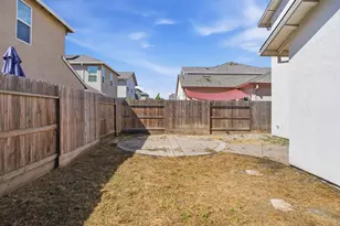 654 Flagstone Dr, Stockton, CA 95206 - Photo 23