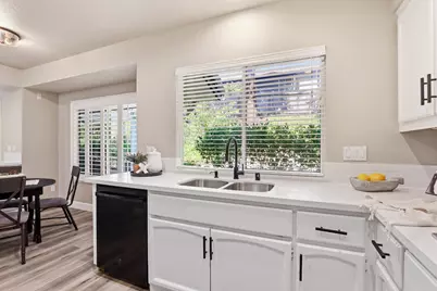 2318 Heron Court, Rocklin, CA 95765 - Photo 15