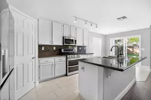 2656 Maybrook Dr, Sacramento, CA 95835 - Photo 9