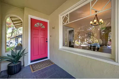 941 33rd Street, Sacramento, CA 95816 - Photo 1