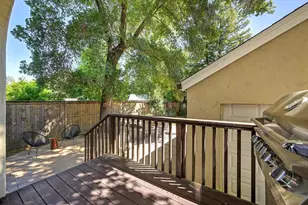 941 33rd St, Sacramento, CA 95816 - Photo 39