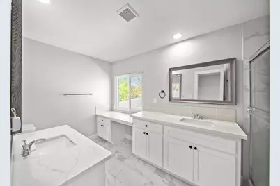 9813 Vista Grande Way, Elk Grove, CA 95624 - Photo 45