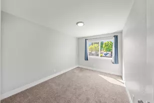 9813 Vista Grande Way, Elk Grove, CA 95624 - Photo 53