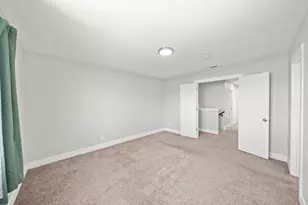 9813 Vista Grande Way, Elk Grove, CA 95624 - Photo 43