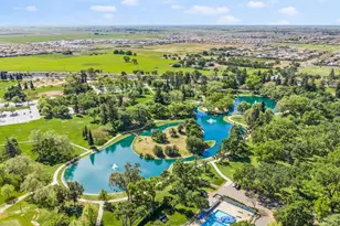 9813 Vista Grande Way, Elk Grove, CA 95624 - Photo 65