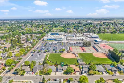 9813 Vista Grande Way, Elk Grove, CA 95624 - Photo 75