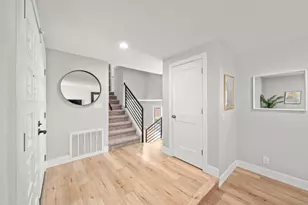 9813 Vista Grande Way, Elk Grove, CA 95624 - Photo 13