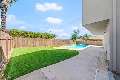 9813 Vista Grande Way, Elk Grove, CA 95624 - Photo 57