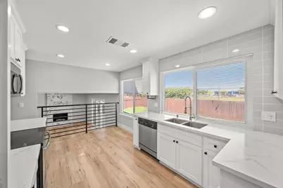 9813 Vista Grande Way, Elk Grove, CA 95624 - Photo 27