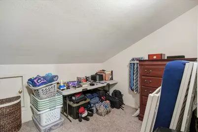 8870 Mandalay Way, Elk Grove, CA 95624 - Photo 27