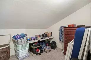 8870 Mandalay Way, Elk Grove, CA 95624 - Photo 27