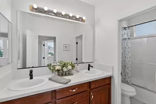 9475 Winding River Way, Elk Grove, CA 95624 - Photo 61