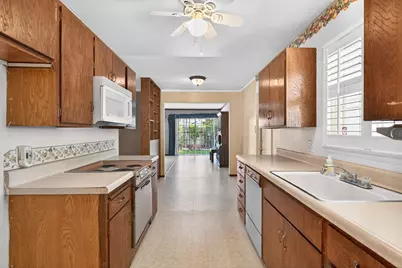 5528 Kermit Lane, Stockton, CA 95207 - Photo 5