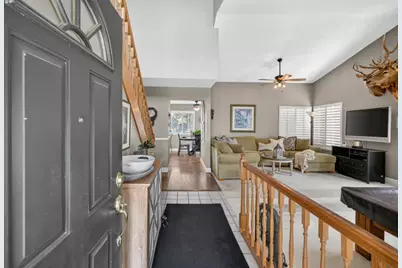 5937 Laguna Villa Way, Elk Grove, CA 95758 - Photo 5