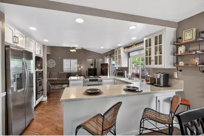 5937 Laguna Villa Way, Elk Grove, CA 95758 - Photo 15